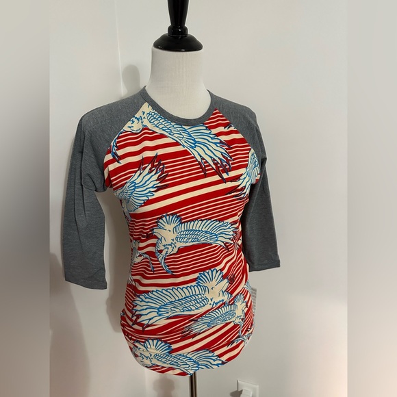 New LuLaRoe XS Randy 3/4 Sleeve Red Blue Gray Vintage American Eagle - Picture 1 of 4